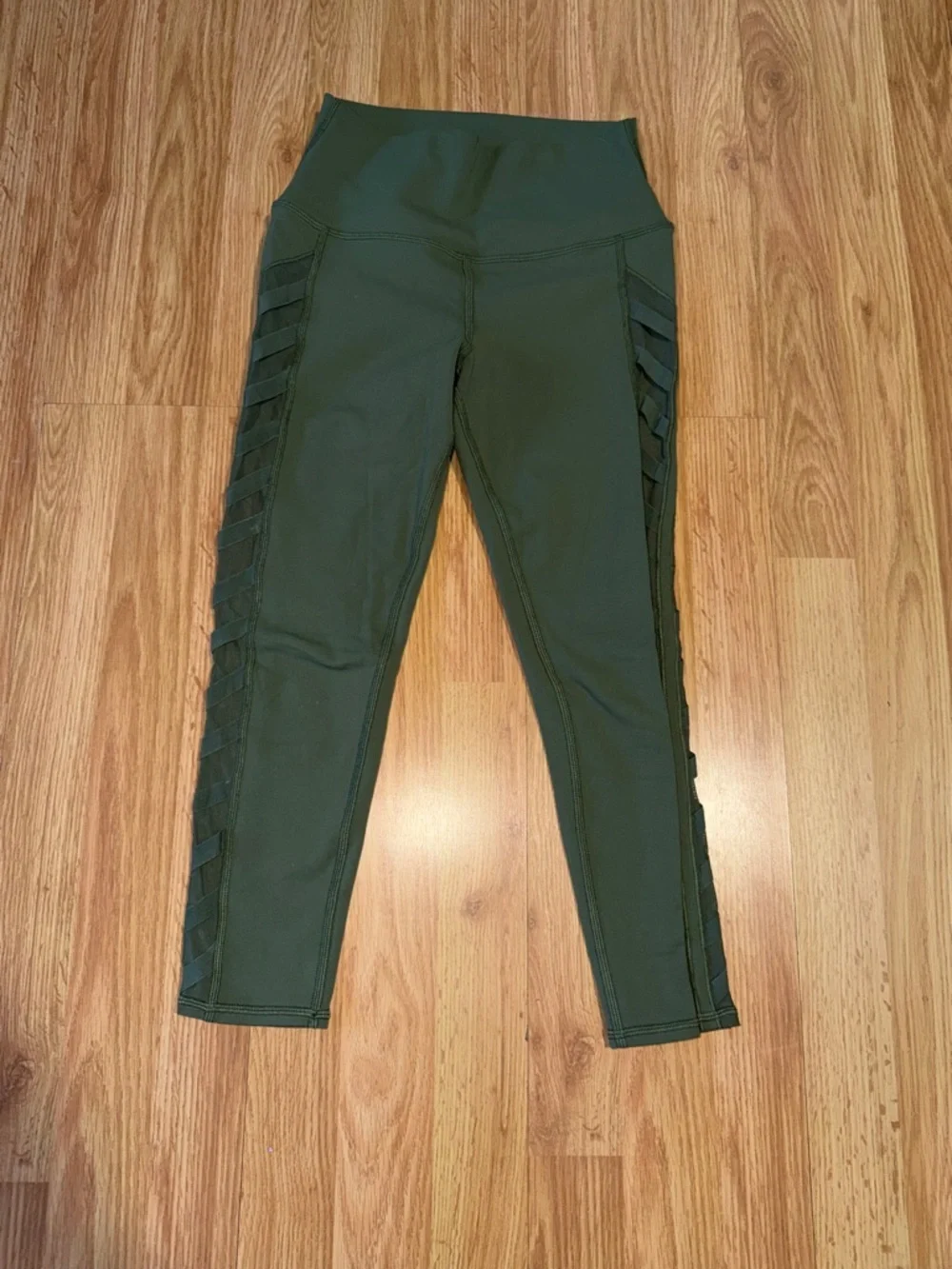 Alo Lattice Mesh Crop Leggings Size XS